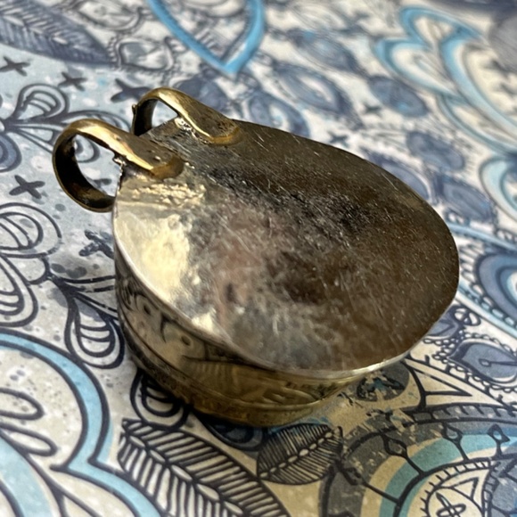 VINTAGE ARTISAN Etched Cobalt & Silver/Gold Pendant - Picture 5 of 6